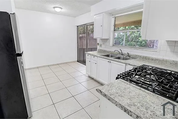 12020 NW 34th Pl — Photo 20