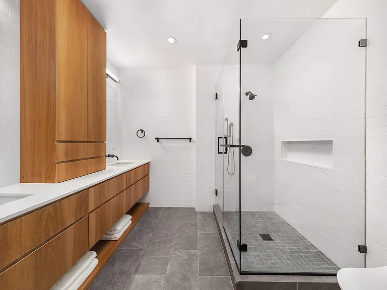 150 Chambers St #Penthouse 5W — Photo 7