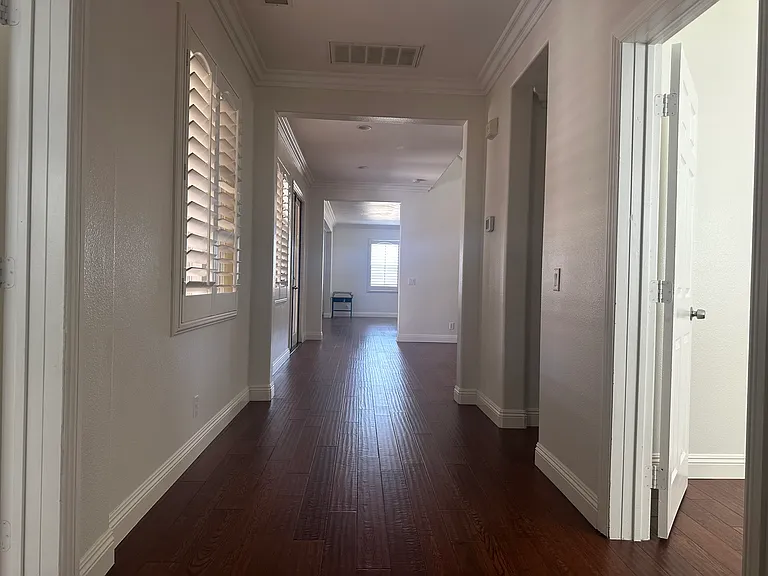 3279 Huntfield St — Photo 11