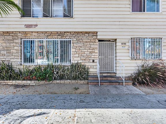 3rd image of 815 Pacific Ave APT 6