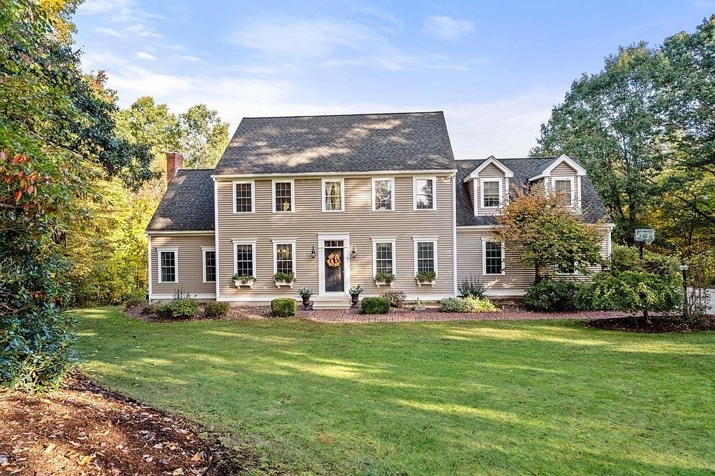 8 Brenda Dr, Millbury, MA 01527 MLS 73170820 Zillow