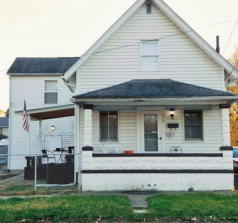 1st image of 229 W Shields St