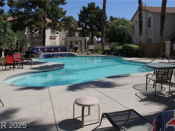 1300 S Arlington St APT 202, Las Vegas, NV 89104