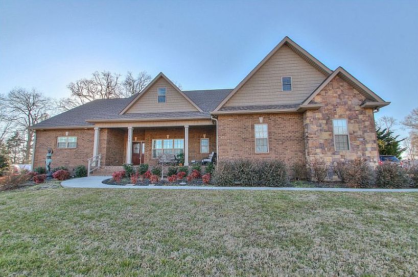 1st image of 118 Parkway Pl