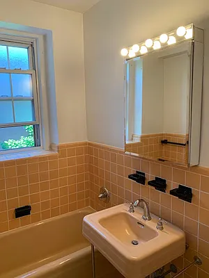 Rented by Corcoran | media 13