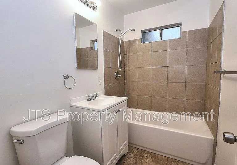 5302 Gordon Dr — Photo 36