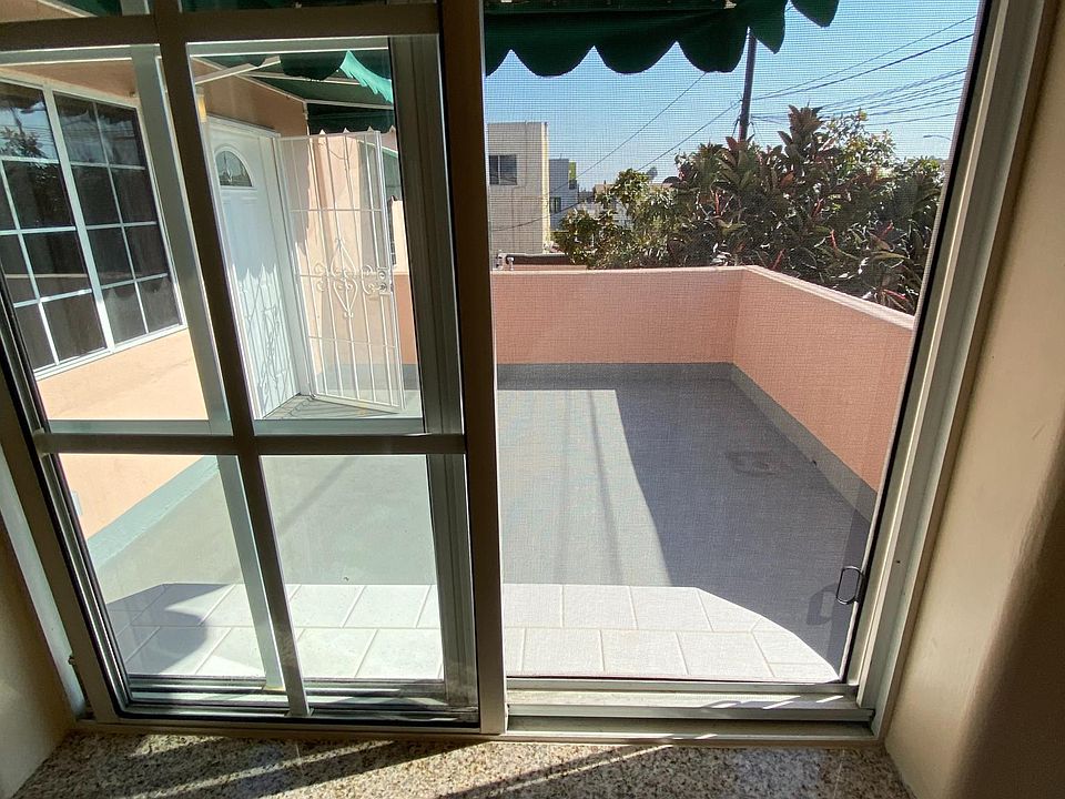 Kitchen Pass-through to patio