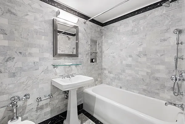 Rented by Compass | media 17