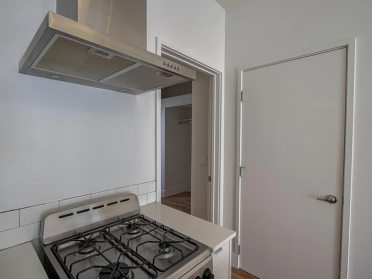 427 1/4 N Vendome St #427.25 — Photo 20
