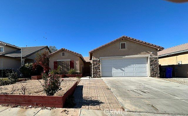 13662 Gateway Dr, Victorville, CA 92392 | Zillow