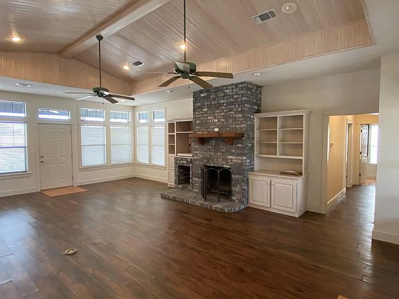 4th image of 8494 Farm Road 137