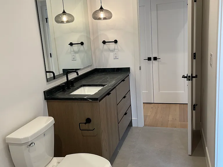 704 N Highland Ave #CARRIAGE HOUSE — Photo 12