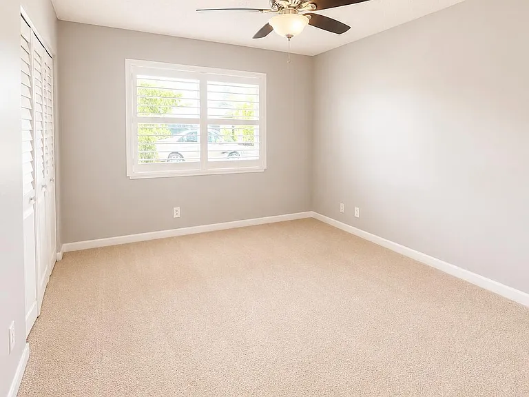 6020 NW 25th Ct — Photo 10