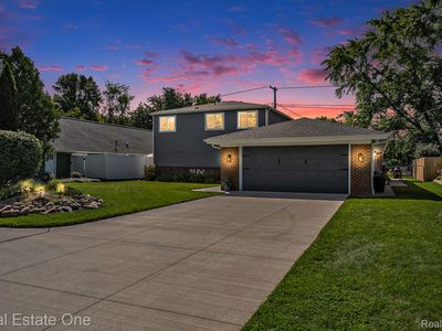 386 E Glass Rd, Ortonville, MI, 48462