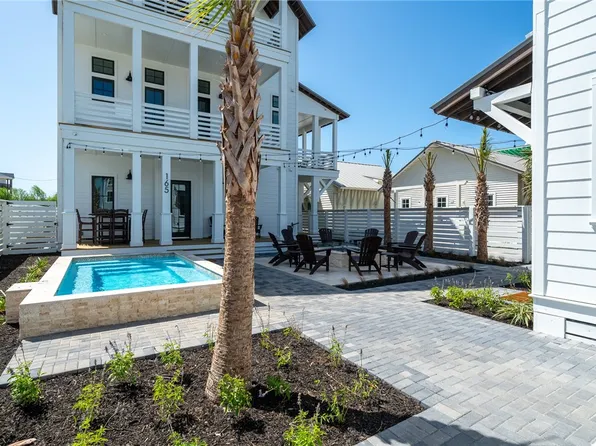 165 Triton Ln, Pt Aransas, TX 78373