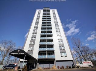 1800 Roundhill Rd APT 305, Charleston, WV 25314