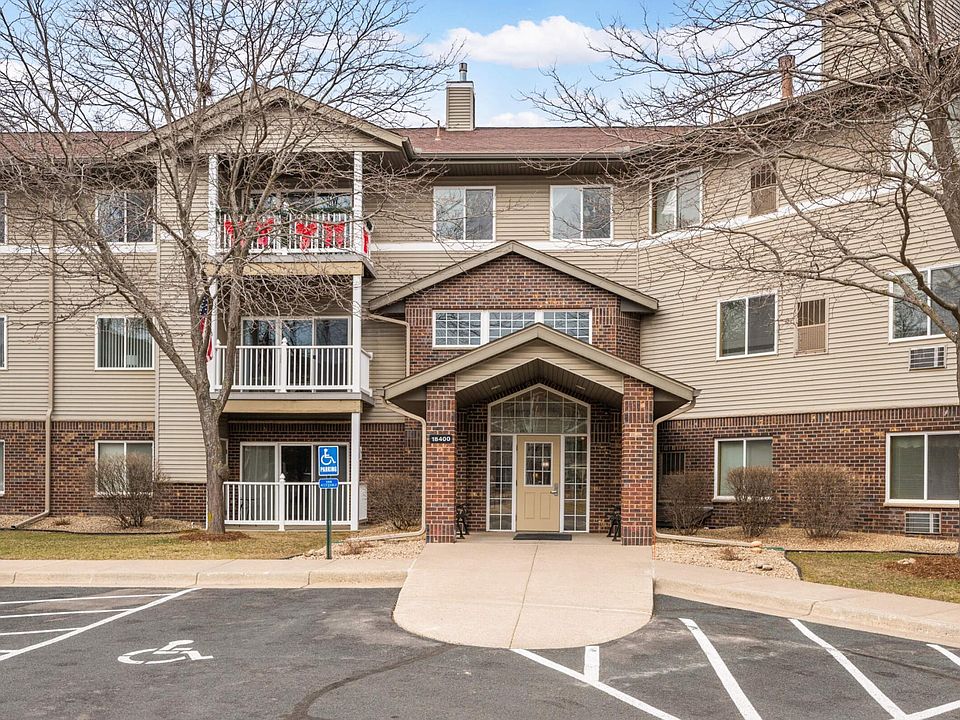 1st image of 18400 Euclid St APT 160