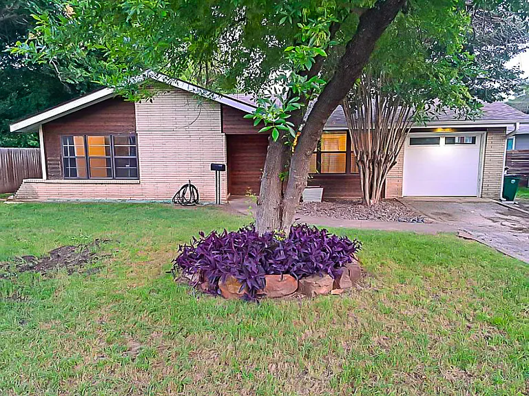 5109 Ravensdale Ln — Photo 1