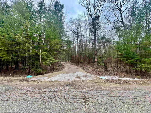 Barker Rd, Amberg, WI 54102