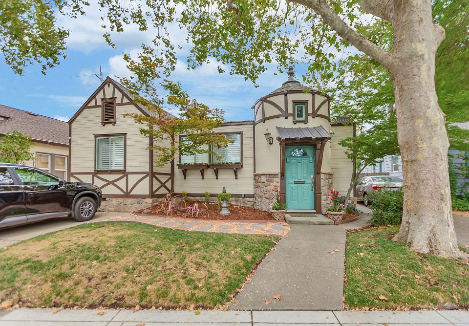 1st image of 2663 Freeport Blvd