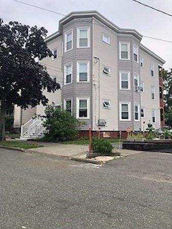 1st image of 7-7 Saint Clair St