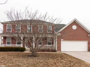 703 Fairfield Dr, Oswego, IL 60543