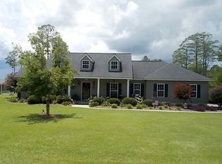 198 Kellylea Ln, Douglas, GA 31533