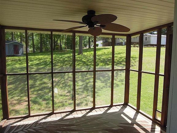 5th image of 310 Brookwood Dr