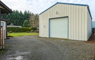 2nd image of 14100 NE 74th St