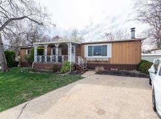 15 Dickens Rd, North Brunswick, NJ 08902