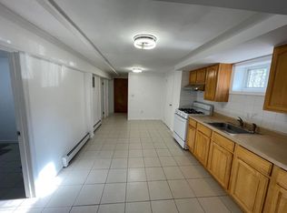 16202 78th Rd, Fresh Meadows, NY 11366