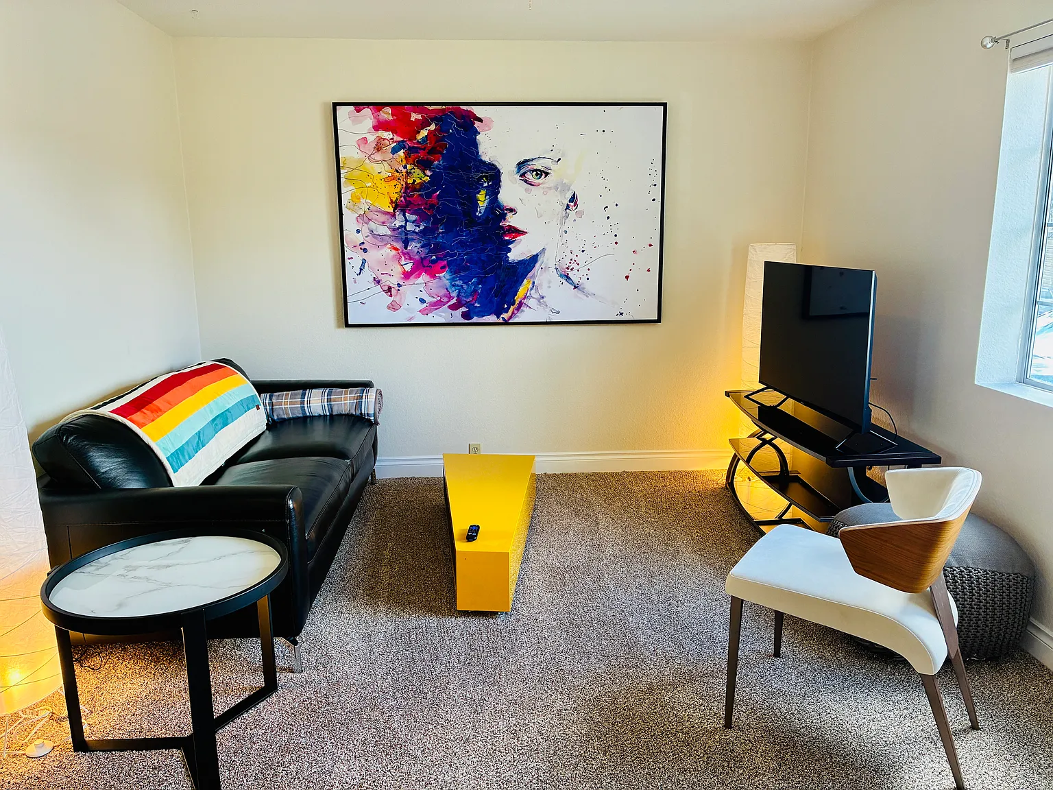 2 bed, 788 sqft, $2,400 — Photo 1