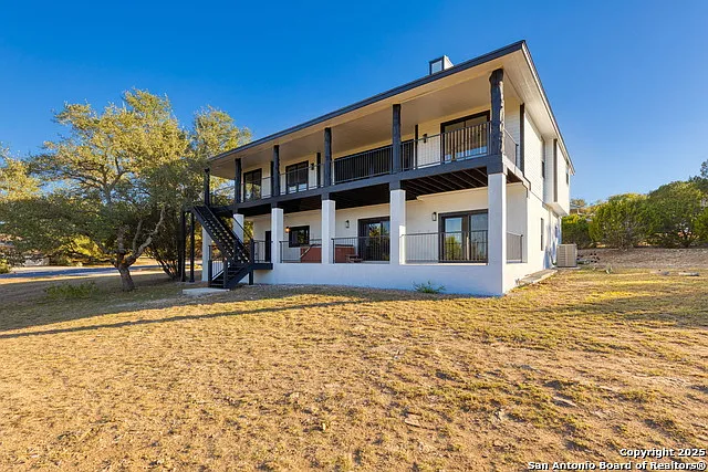 141 Oak Shores Dr — Photo 12