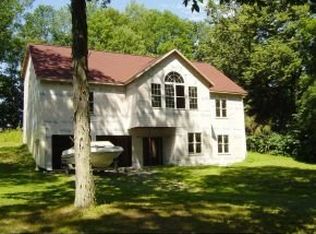 420 Midland Rd, Vestal, NY 13850