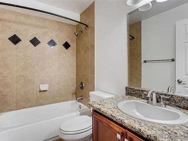4077 3rd Ave #204 — Photo 2