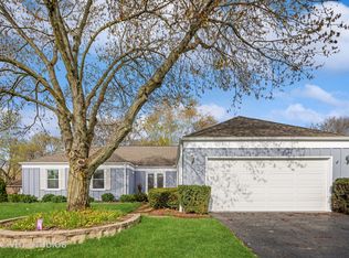 1454 McCormick Pl, Wheaton, IL 60189