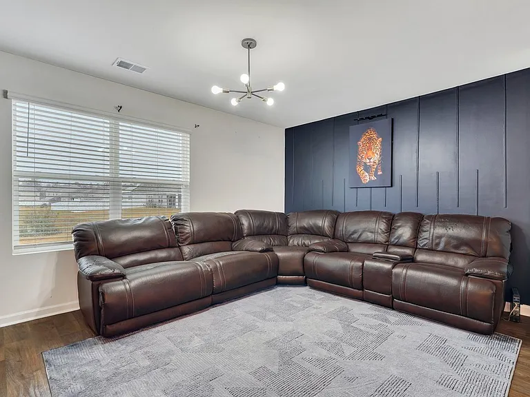 123 Tobago Cir — Photo 8