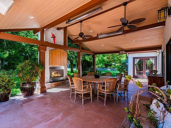 2nd image of 5703 Willowtree Dr