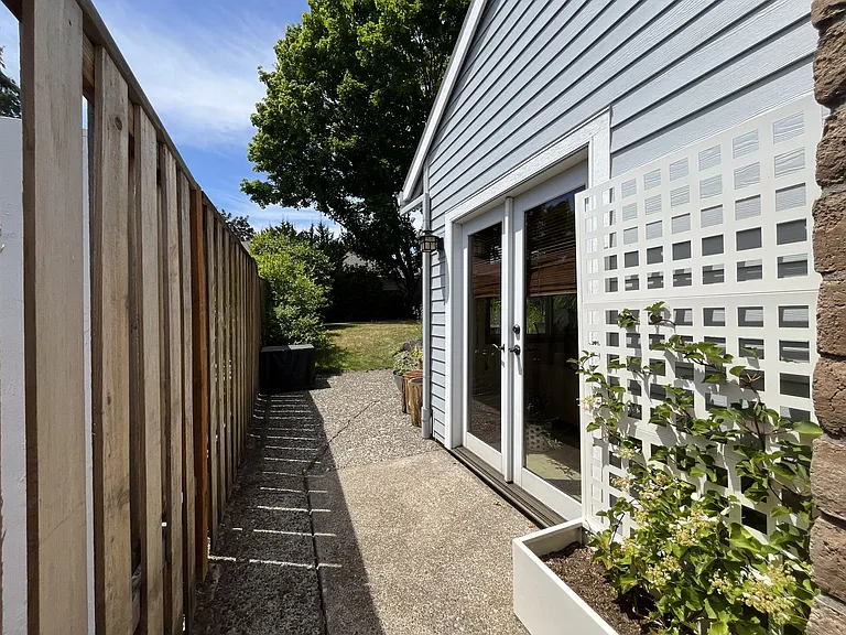 1195 NW 122nd Ave — Photo 62
