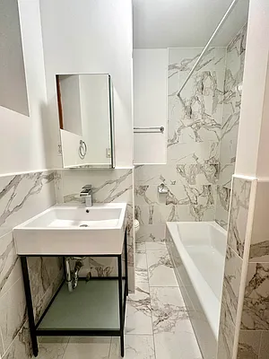 Rented by J PRESTON AND ASSOCIATES INC | media 14
