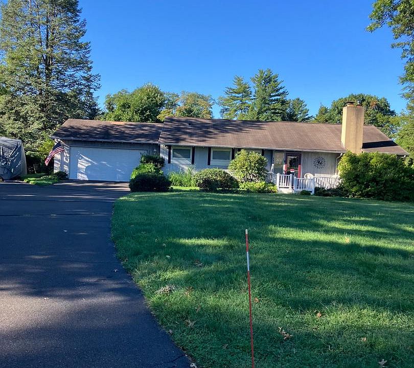 1st image of 590 Newell Dr