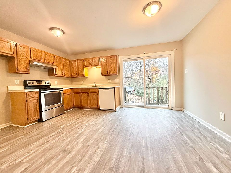 1st image of 8700 White Rock Ln APT 2