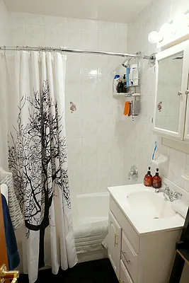 Rented by JK Dansar Corp | media 21