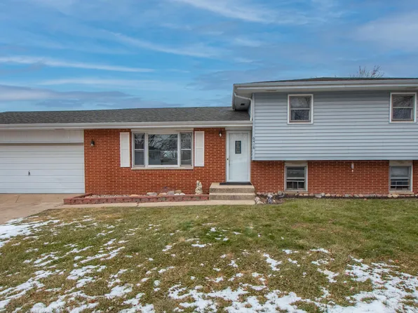 6418 Fallen Timbers Ave, Portage, IN 46368