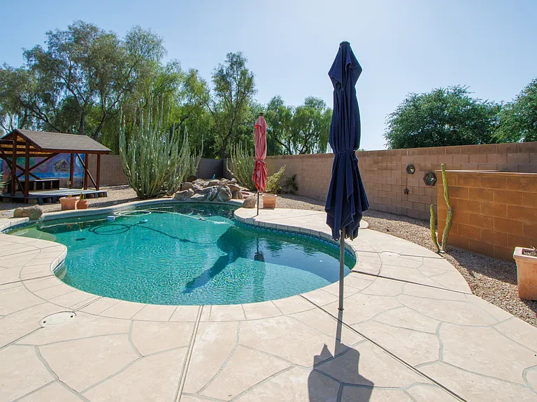 363 W Baylor Ln — Photo 19