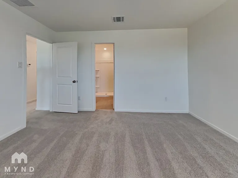 539 Layne Overlook — Photo 12