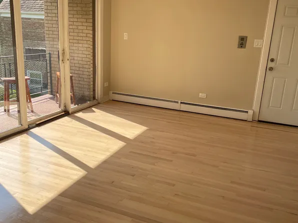 6126 S Kolmar Ave #2, Chicago, IL 60629