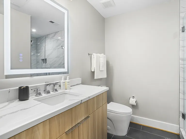 2735 Connecticut Ave NW #5 — Photo 11