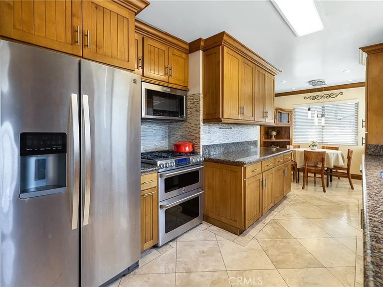 401 Holmwood Dr — Photo 7