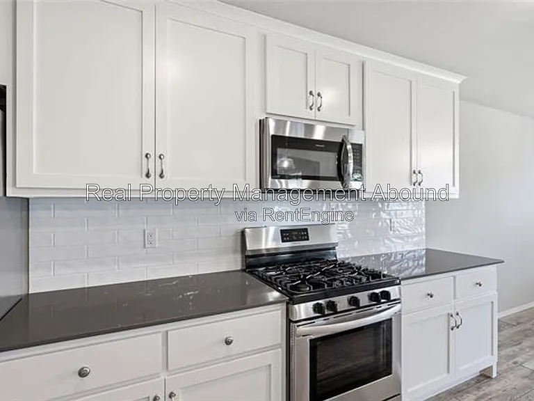 3706 S 13th Pl — Photo 15